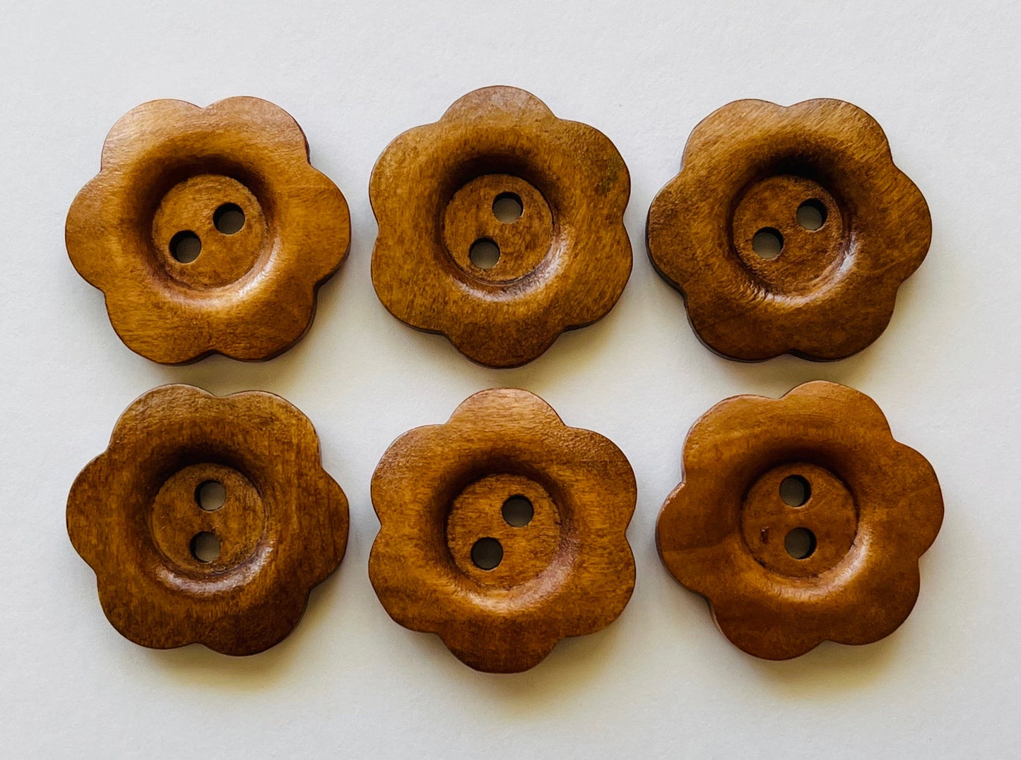 Rustic Flower Wooden Buttons, 25mm Vintage Style